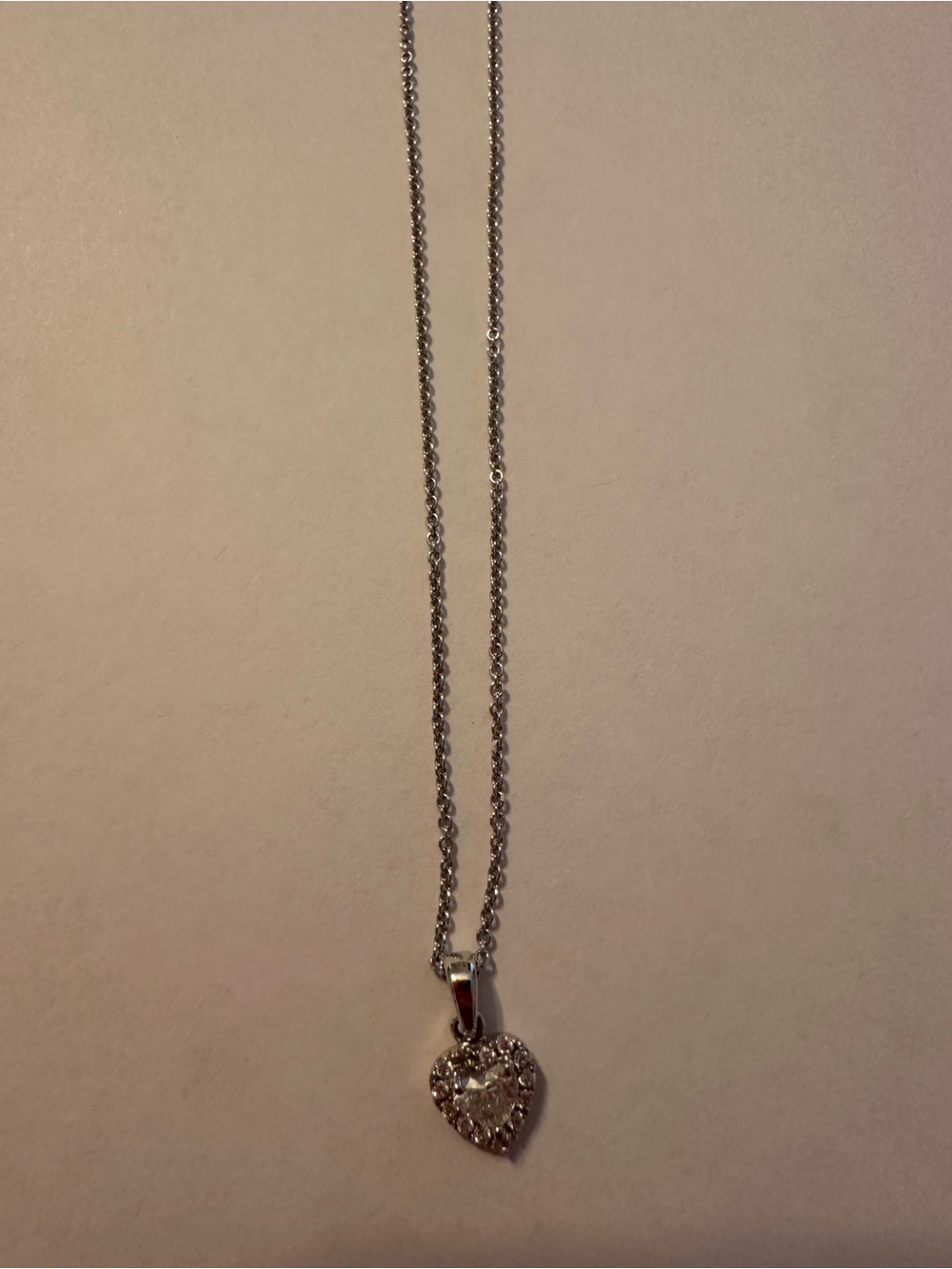 14k White Gold Diamond Heart Shape Necklace